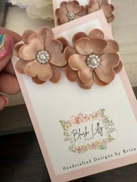 Image 4 of Rose Gold Flowers