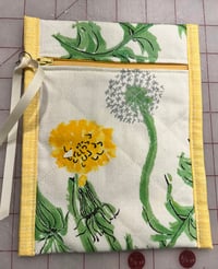 Image 1 of Vintage Vera Dandylion Zippered Bag