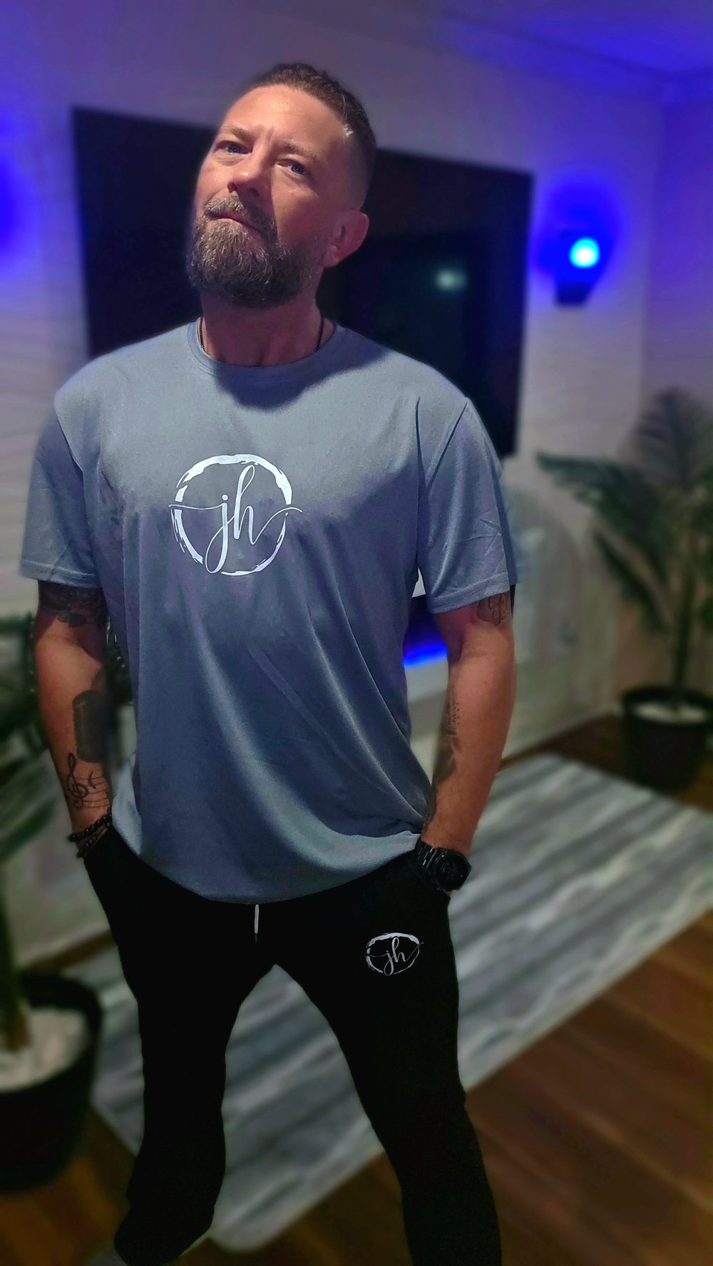 JH Brand Mens Designer Tee Shirt