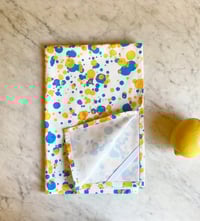 Image 3 of Speckled Seaside Tea Towel Gift Set