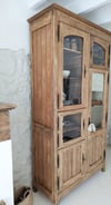 Grande armoire vitrée. 
