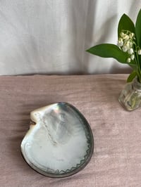 Image 7 of Bora Bora Mother of Pearl Jewellery Dish