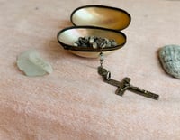 Image 4 of Vintage Mother of Pearl Jewellery Box