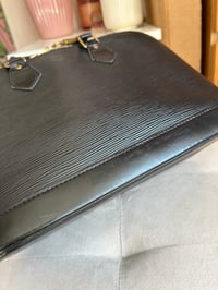 Image 16 of Louis Vuitton Black Epi Leather Alma PM