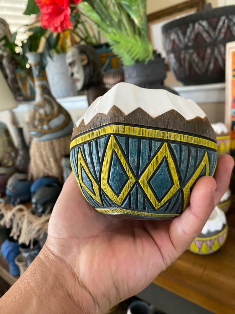Image of 16oz Fijian Tapa Inspired Coconut Mug (b) - US Shipping Included 