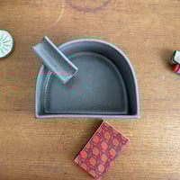 Image 1 of Ember Dish 03