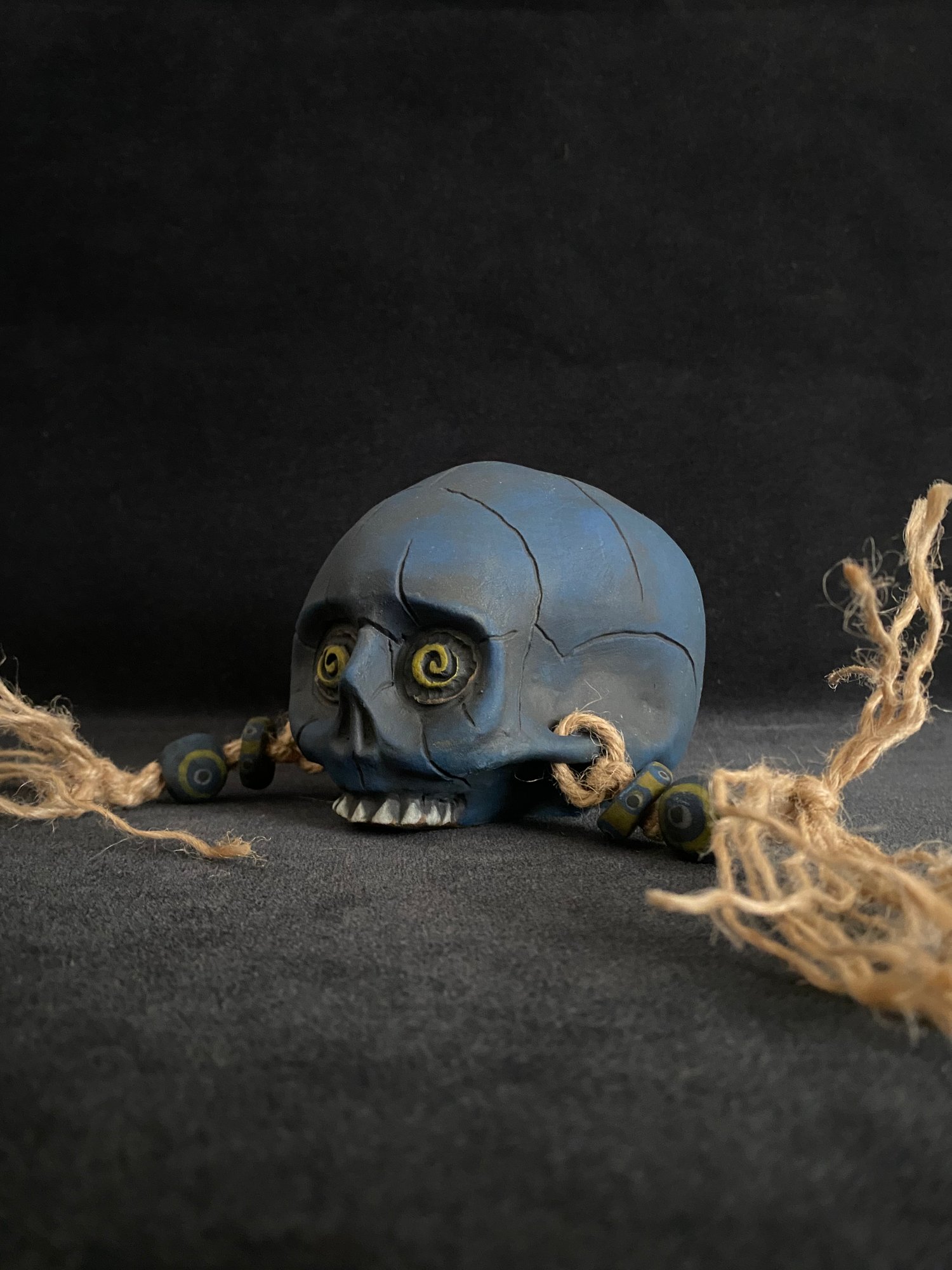 Image of Mini Trophy Skull (f) - US Shipping Included