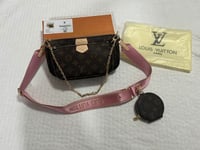 Image 1 of Womens Love Bag (1:1)