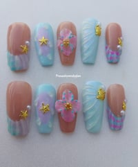 Image 4 of Flirty Summer 