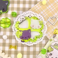 Image 2 of Clover Cats Carabiner