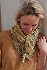 Image 5 of Foulard Blockprint Collab'