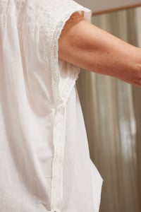 Image 5 of Blouse voile de coton & dentelle
