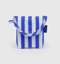 Image 3 of Baggu - Puffy Earbuds Case