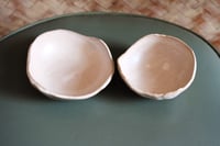 Image 2 of bowl set 01