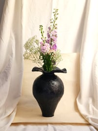 Image 1 of Vase Affolante