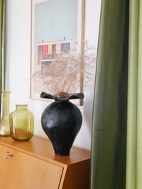 Image 5 of Vase Affolante