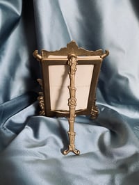 Image 6 of Cadre ancien style Louis XV en laiton