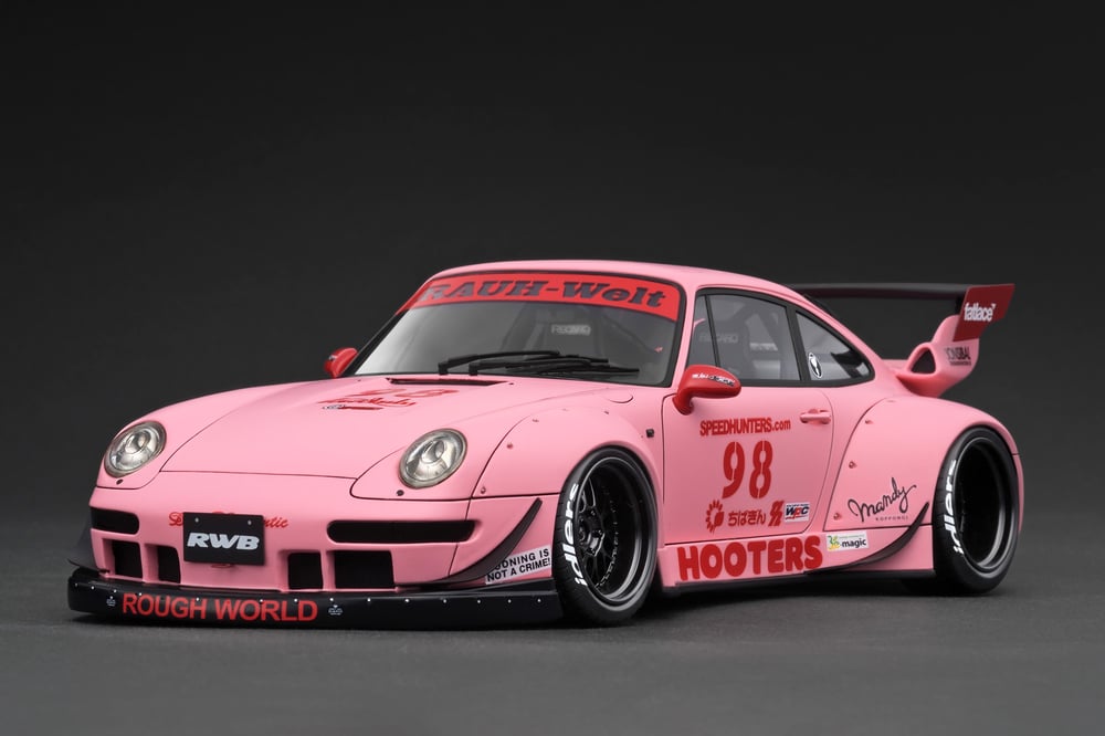 Image of 1/18 RWB Hooters 993 (Nakai-san's own car)