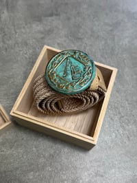 Image 2 of ESSENTIAE METALLUM BRONZE logo Rope Belt - Green/Beige