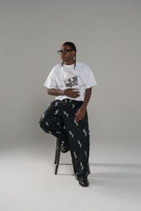 Image 9 of Pleated wide trousers (𝑙𝑖𝑚𝑖𝑡𝑒𝑑 𝑖𝑡𝑒𝑚)