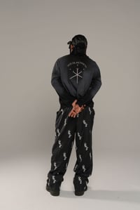 Image 15 of Pleated wide trousers (𝑙𝑖𝑚𝑖𝑡𝑒𝑑 𝑖𝑡𝑒𝑚)