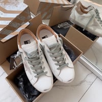 Image 2 of Cream•