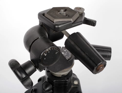 Image of Manfrotto 475B geared column tripod with 160 QR heavy duty 3 way head #0568