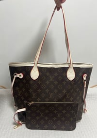 Image 2 of Ladies Loves Bag