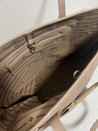 Image 4 of Womens Love Bag(1:1)