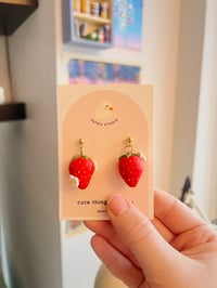Image 2 of strawberry &amp; flowers dangle earrings