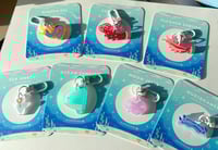 Image 4 of sea life frosted charms