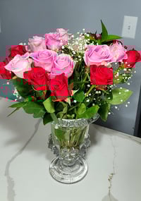 Image 2 of Low Fresh 20  Roses Flower centerpieces 