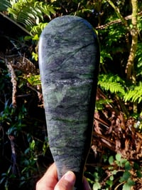 Image 1 of Mere Pounamu Kawakawa