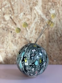Image 2 of Kugle vase 5