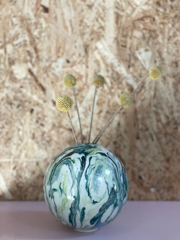 Image of Kugle vase