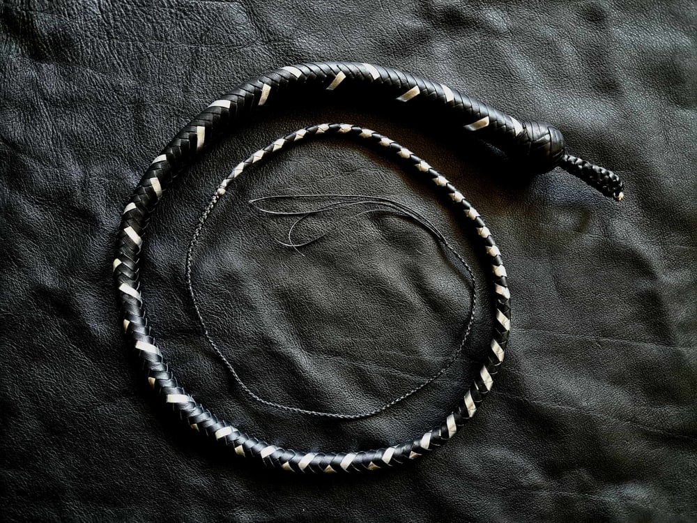 Image of Fouet signal whip "Classique" noir et argent