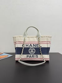 Image 1 of Tote 3