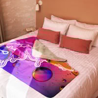 Image 3 of Drippy Die Sherpa blanket