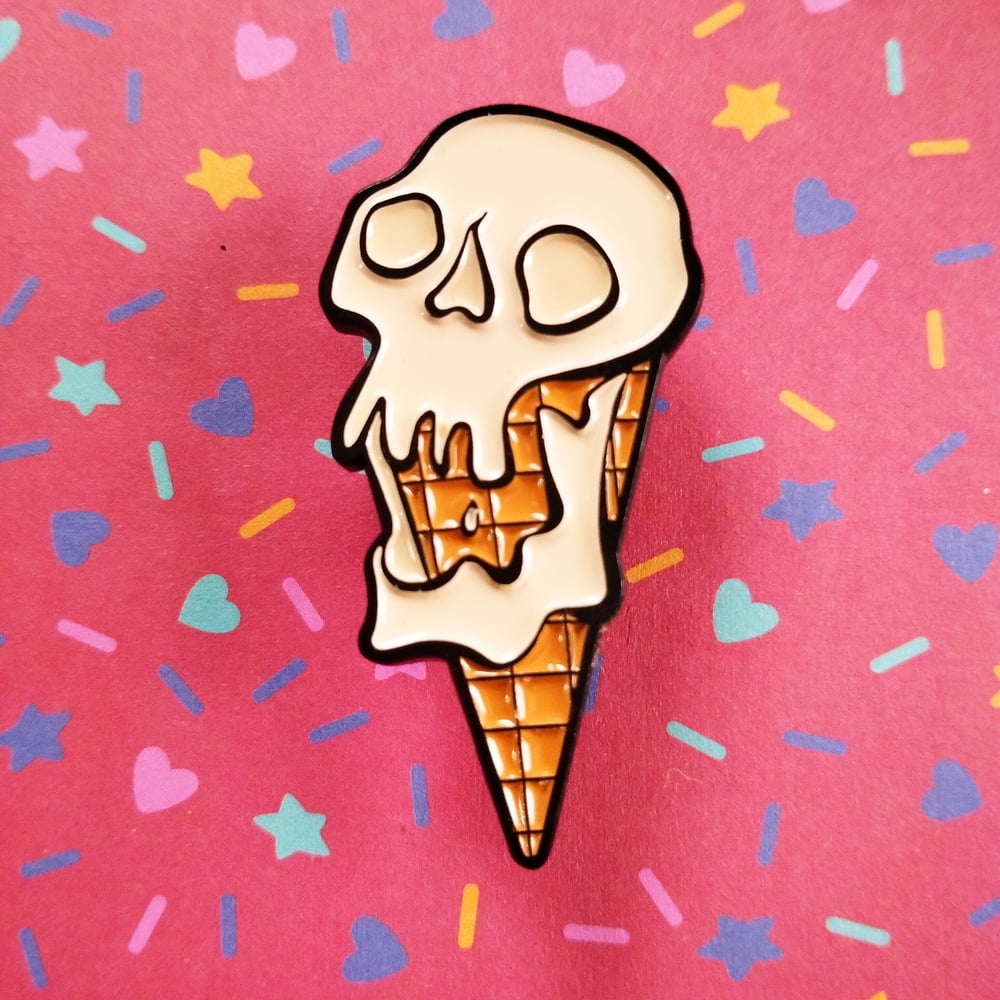 Image of ice scream enamel pin