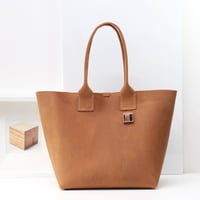 Image 1 of Classic Large Tote in vintage light brown