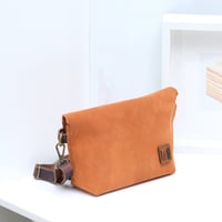Image 2 of Commuter Lite in warm pumpkin