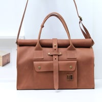 Image 1 of Mini Weekender in vintage brown matte