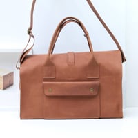 Image 3 of Mini Weekender in vintage brown matte