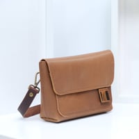 Image 2 of Fanny Pack in vintage tan