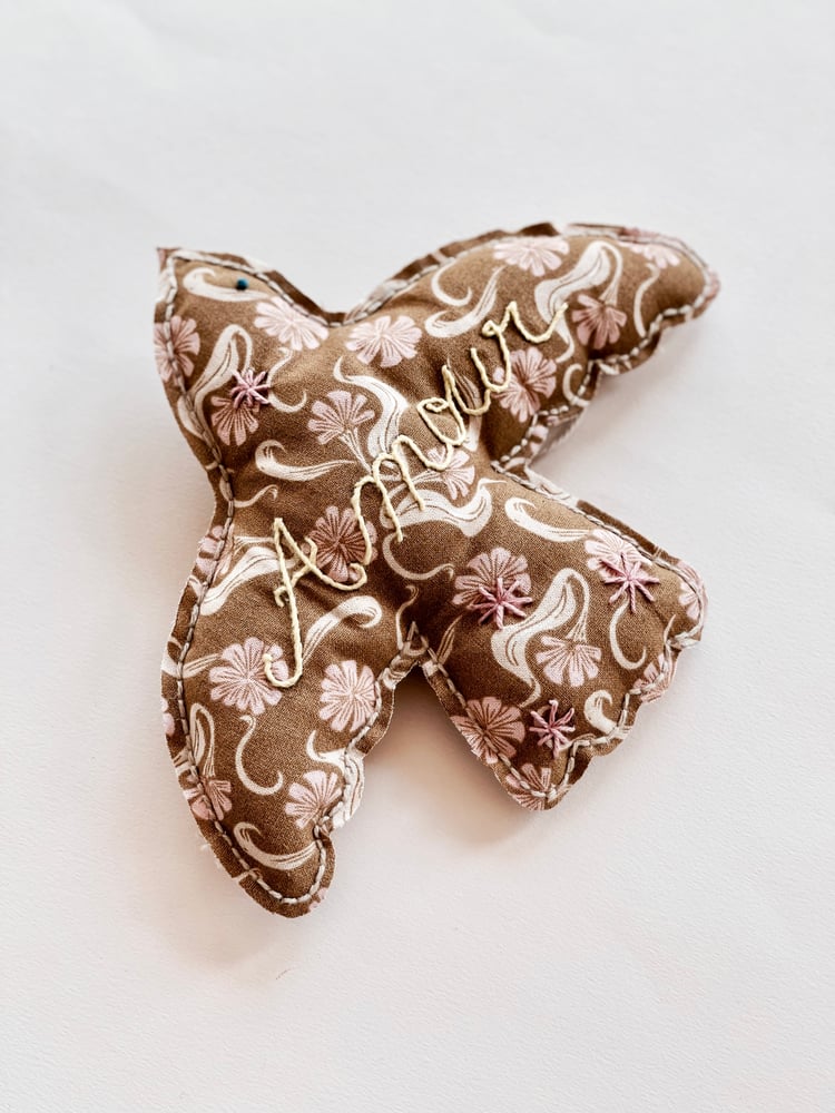 Image of Broderie - Bel oiseau Amour 
