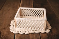 Macramee crate 