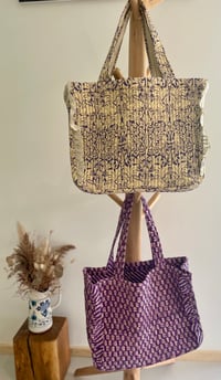 Image 1 of Cabas matelassé froufrou | Part 2