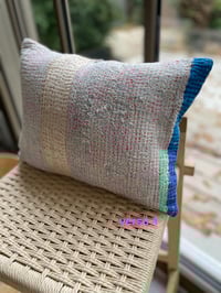 Image 5 of Coussin en Kantha 