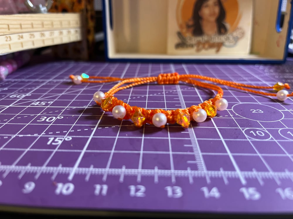 Image of Pearl and citrus