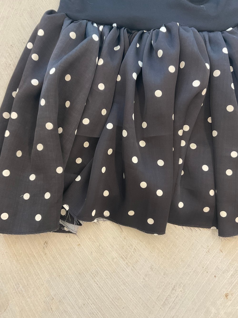 mini bella with dots 